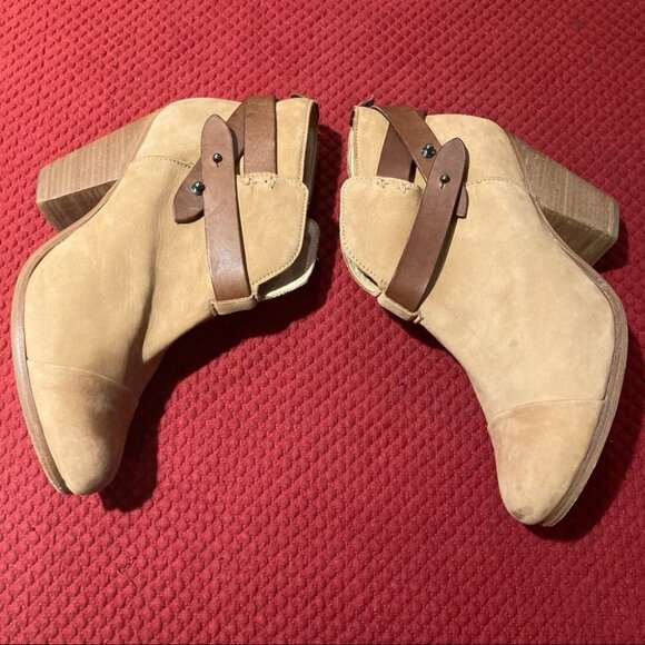RAG & BONE Sz 39.5 Harrow Tan Suede & Leather Accent 3.5” Heel Ankle Booties - Picture 4 of 12